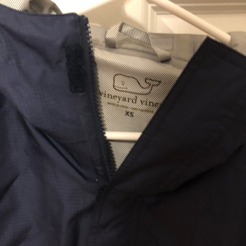 Vineyard Vines Pull-Over Rain Jacket - image 3